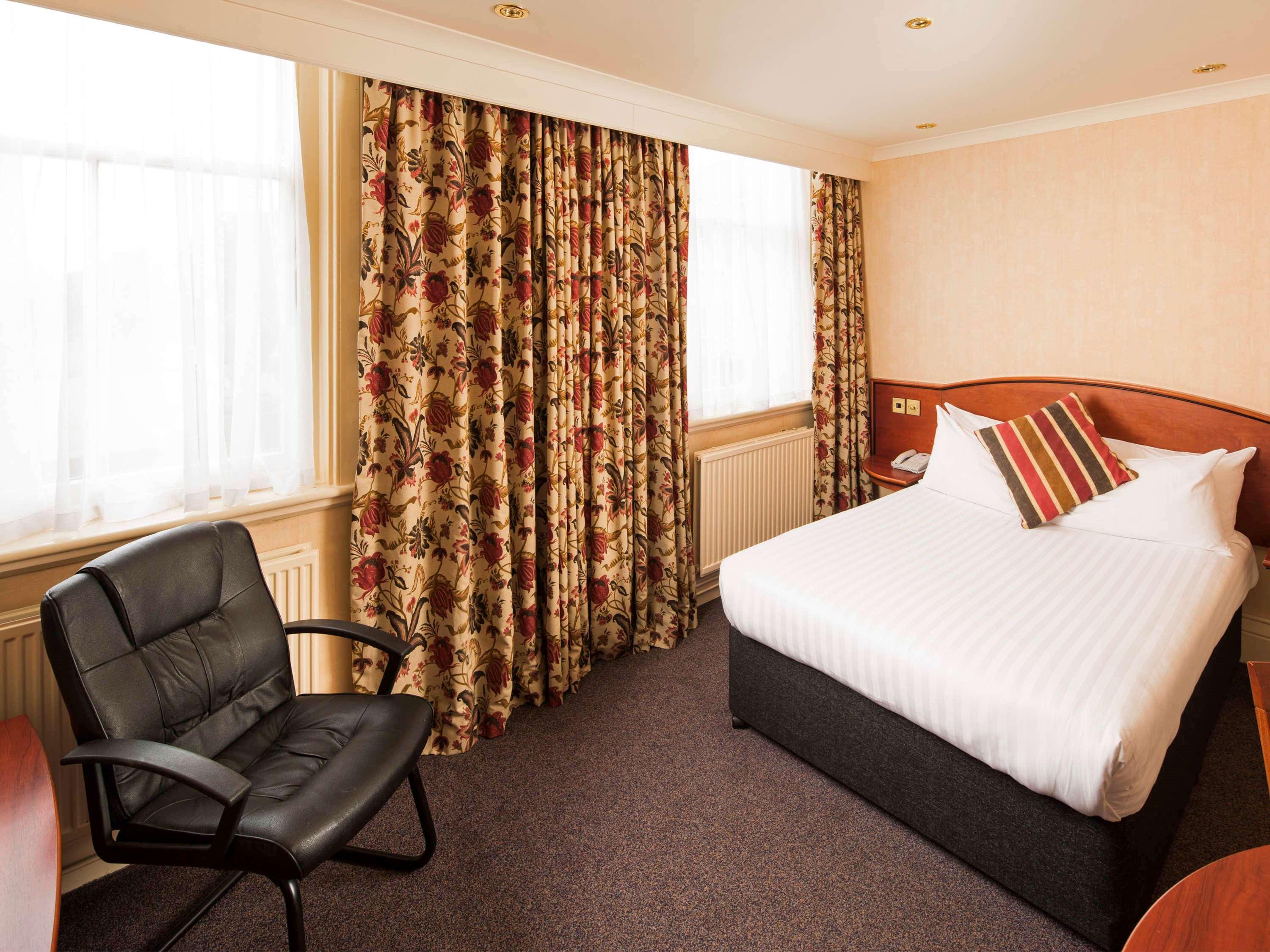 Mercure Burton Upon Trent, Newton Park Zewnętrze zdjęcie